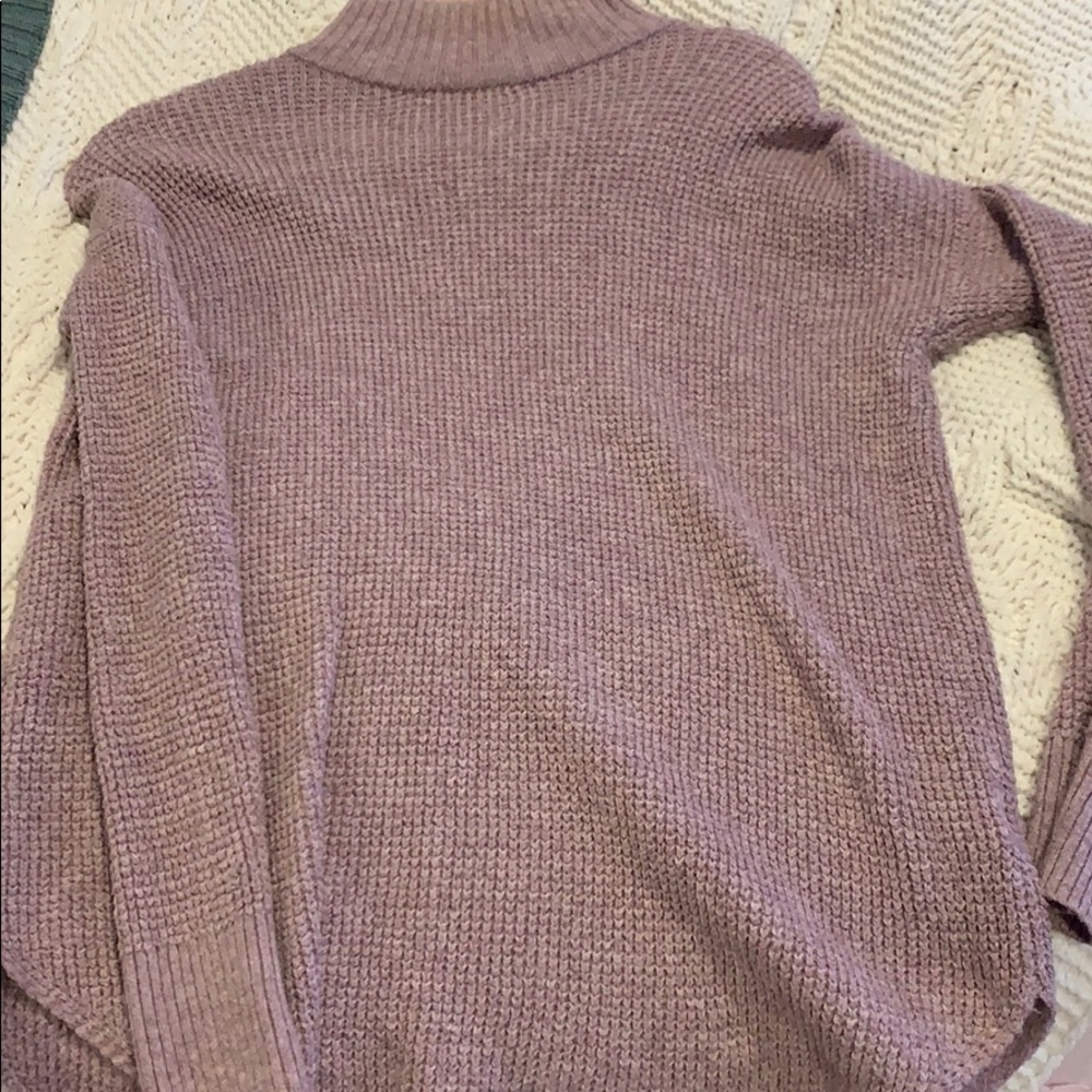 American Eagle dusty rose sweater